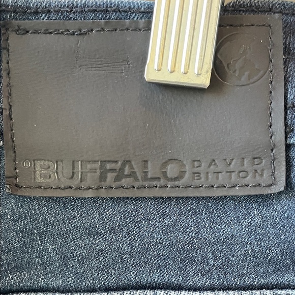 David Bitton Buffalo Men's Blue Jeans. Style “Axel” Slim Stretch. These look new - Picture 5 of 11